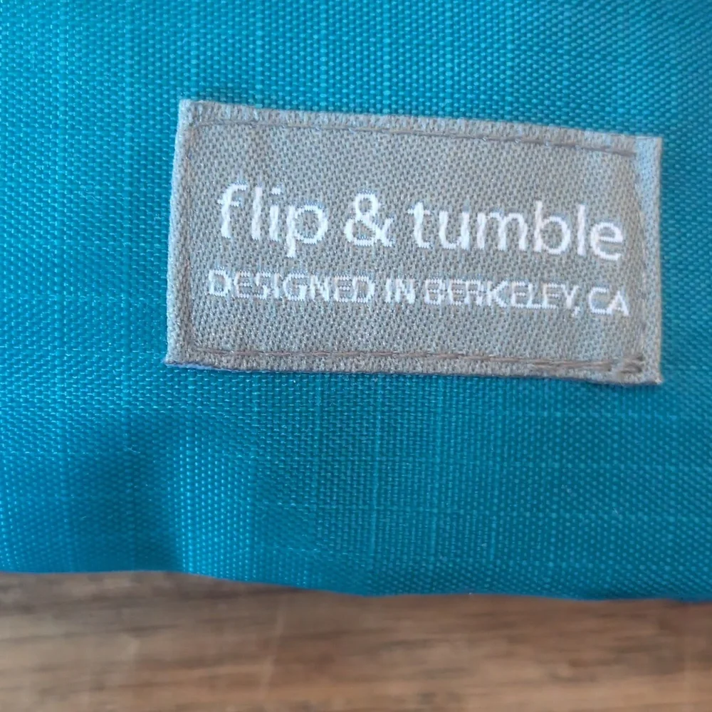 Flip & Tumble Blue Stashable Backpack NWT - Picture 3 of 3